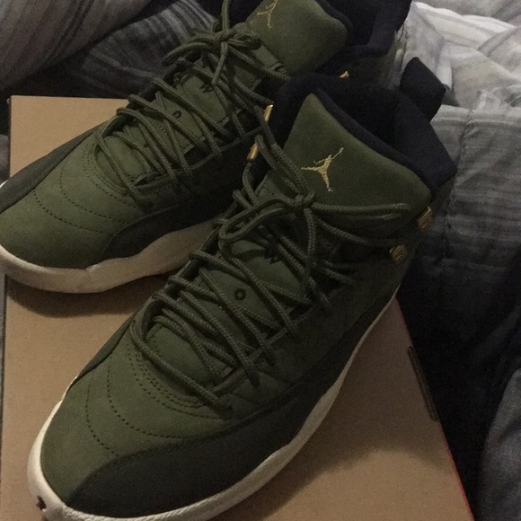 Air Jordan 12 retro - Picture 2 of 4